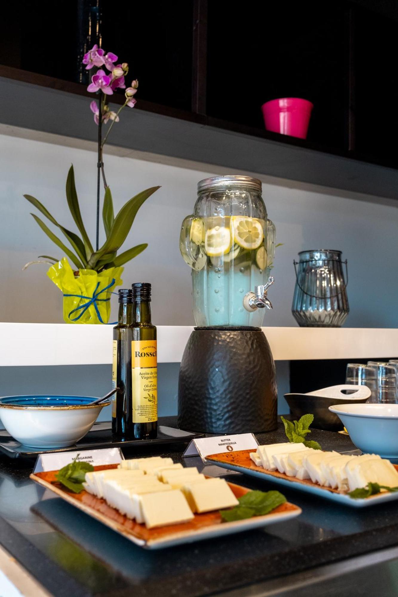 Onmood Cala Ratjada - Brunch & Party Hotel Екстериор снимка